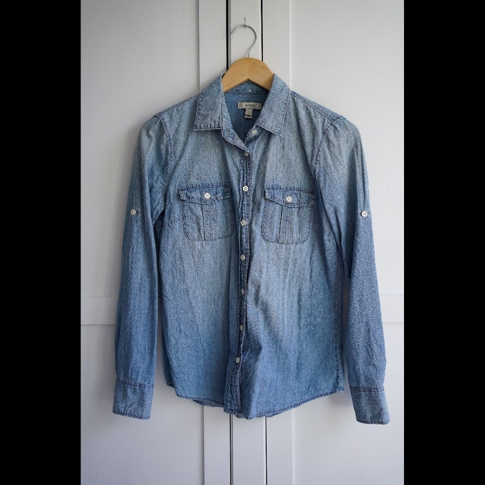 EUC J. Crew Chambray Shirt, 0